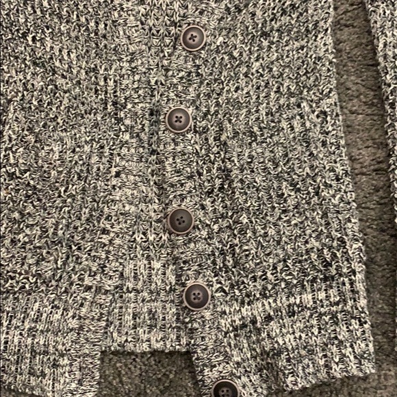 Black and white knit cardigan - Picture 2 of 4